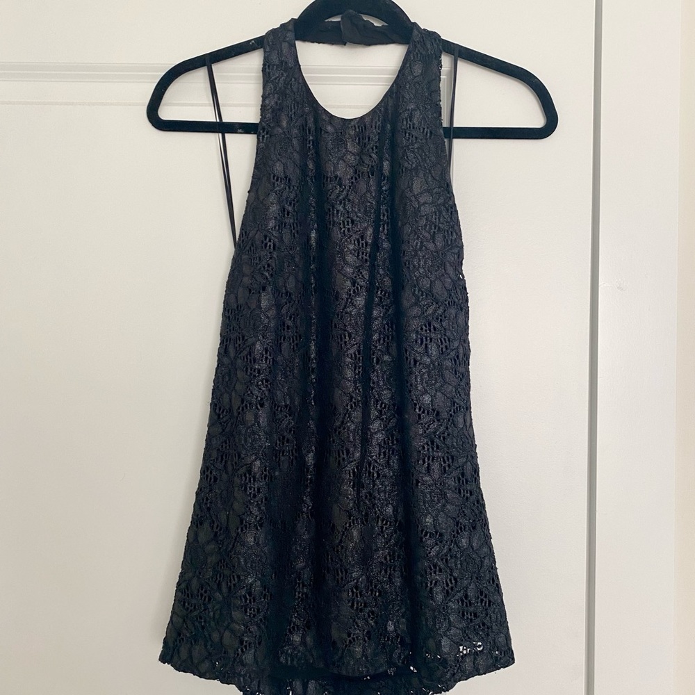 Intermix black halter top M